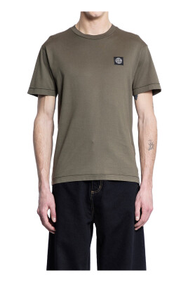 t-shirt-vert-militaire-avec-logo