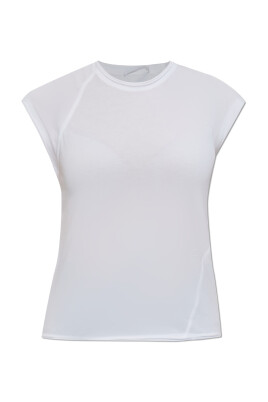 t-shirt-avec-finition-brute