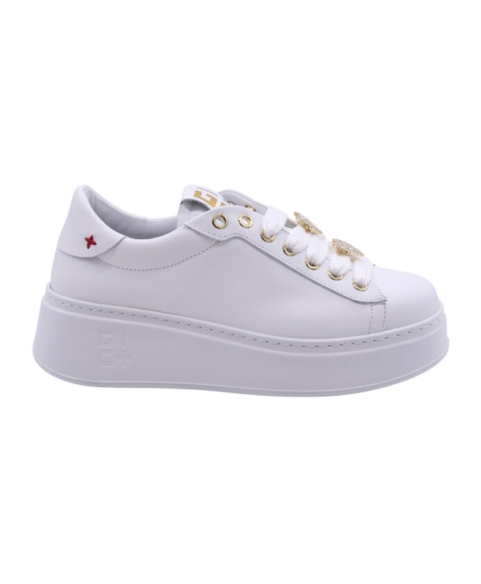 modieuze-sneakers-voor-vrouwen