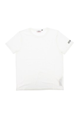 t-shirt-a-manches-courtes