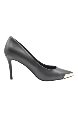 chaussures-plates-noires-a-lacets-aw23