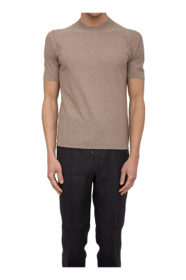 round-neck-sweater-in-taupe