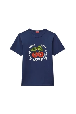 Loves T-shirt