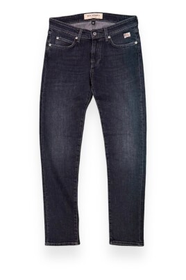 classic-denim-jeans-517
