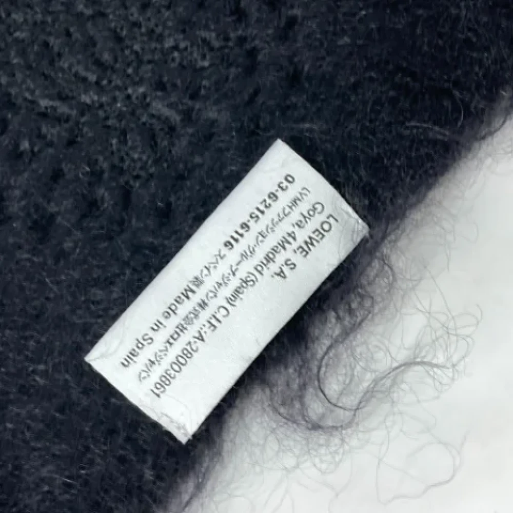 Loewe Pre-owned Fabric scarves Black Dames