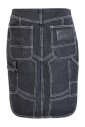jupe-en-jean-noire-avec-une-touche-moderne
