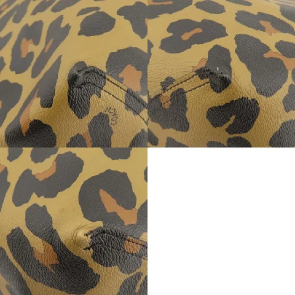 Coach Pre-owned Plastic totes Brown Dames
