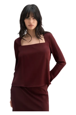 Della Blouse