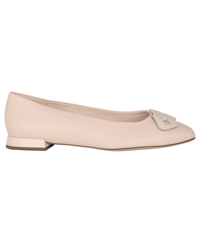 ballerines-en-cuir-beige