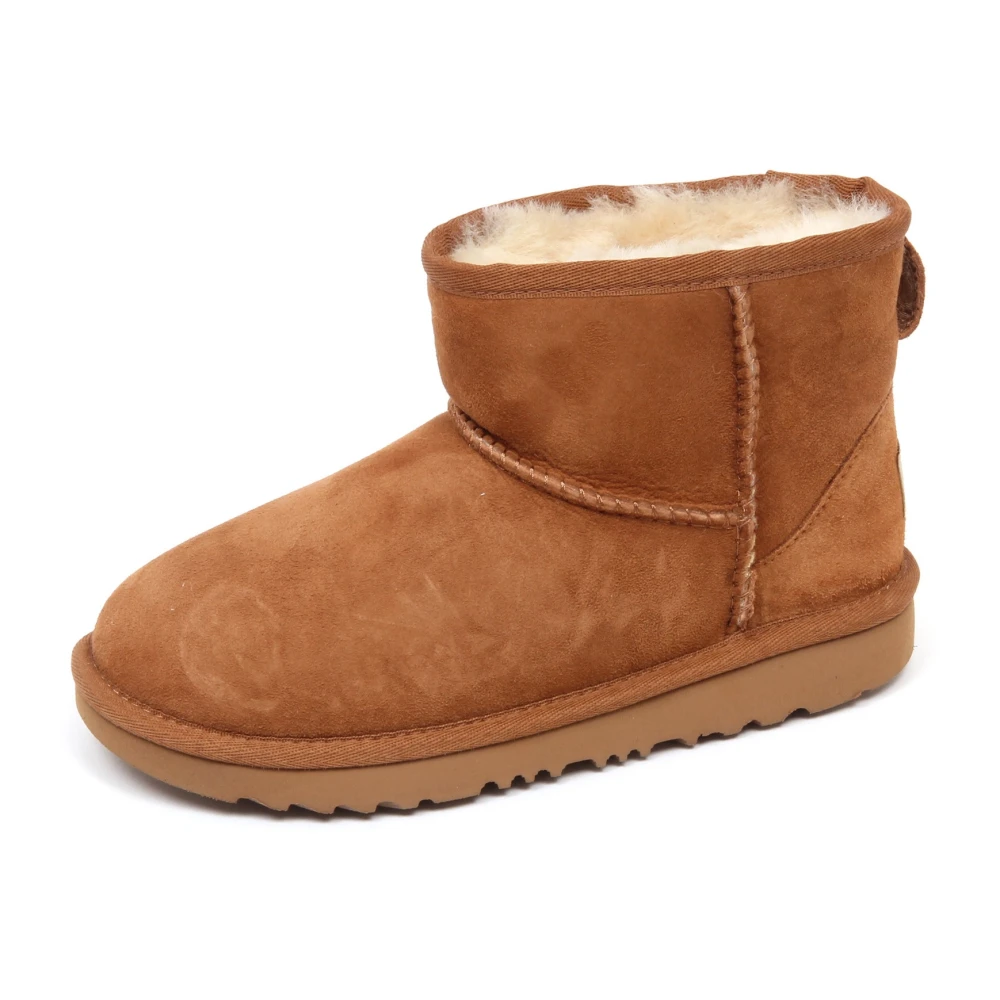 Ugg Brown K Classic Mini Ii Boot - Female - Kids Boots - 31 Eu - Kids