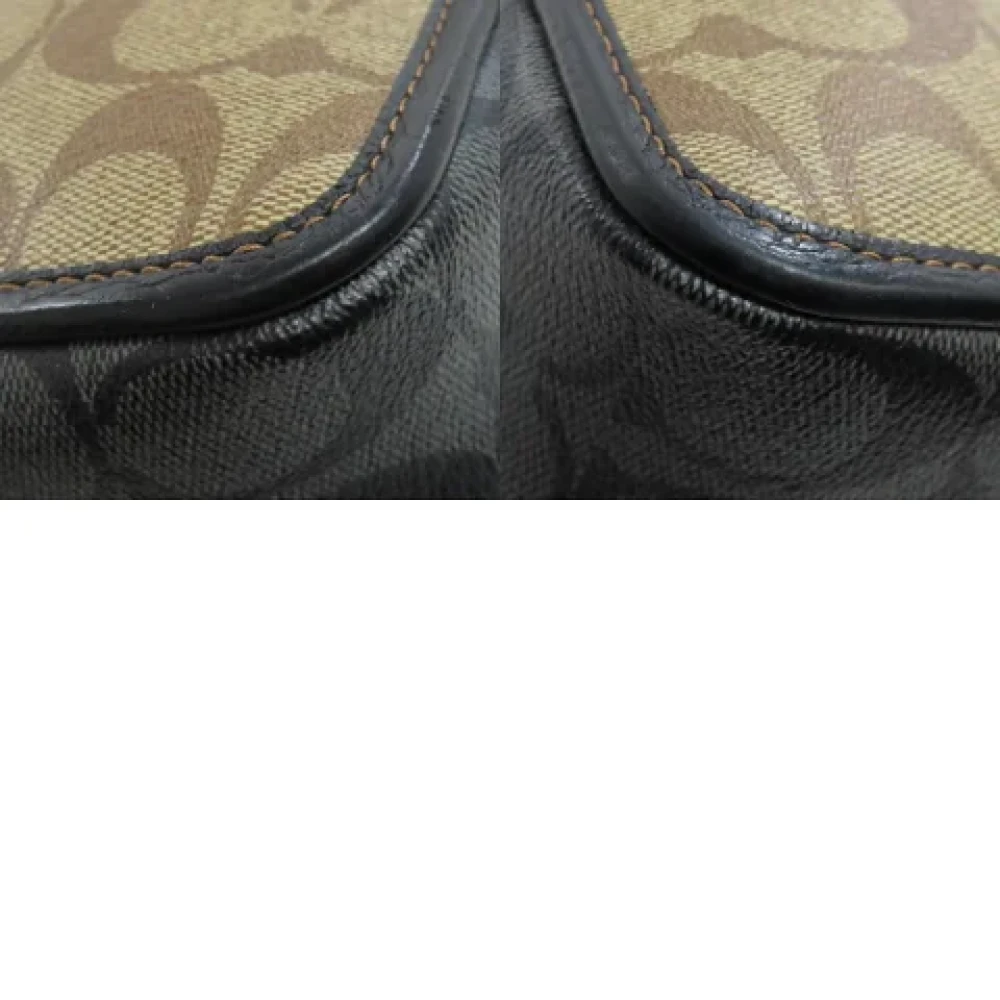 Coach Pre-owned Fabric shoulder-bags Brown Dames