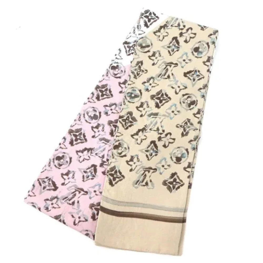 Louis Vuitton Vintage Pre-owned Silk scarves Pink Dames