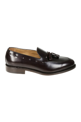 black-leather-tassel-loafer