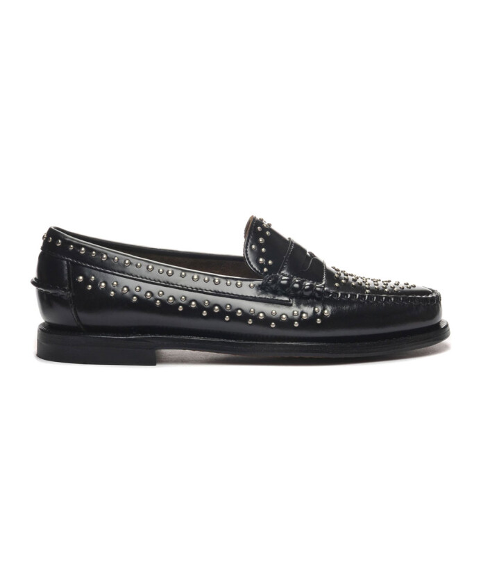 mocassins-noirs-en-cuir-cloutes