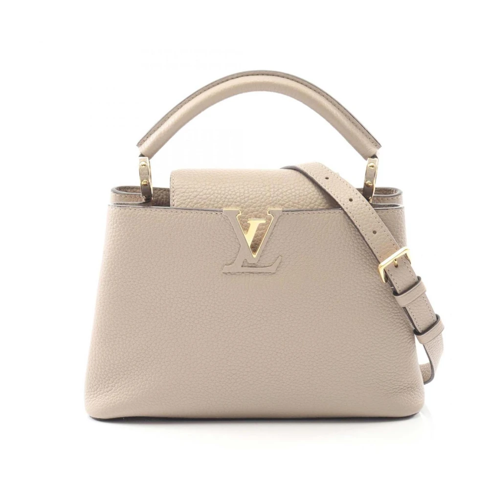 Louis Vuitton Vintage Women's Beige Pre-Owned Capucines Handbag