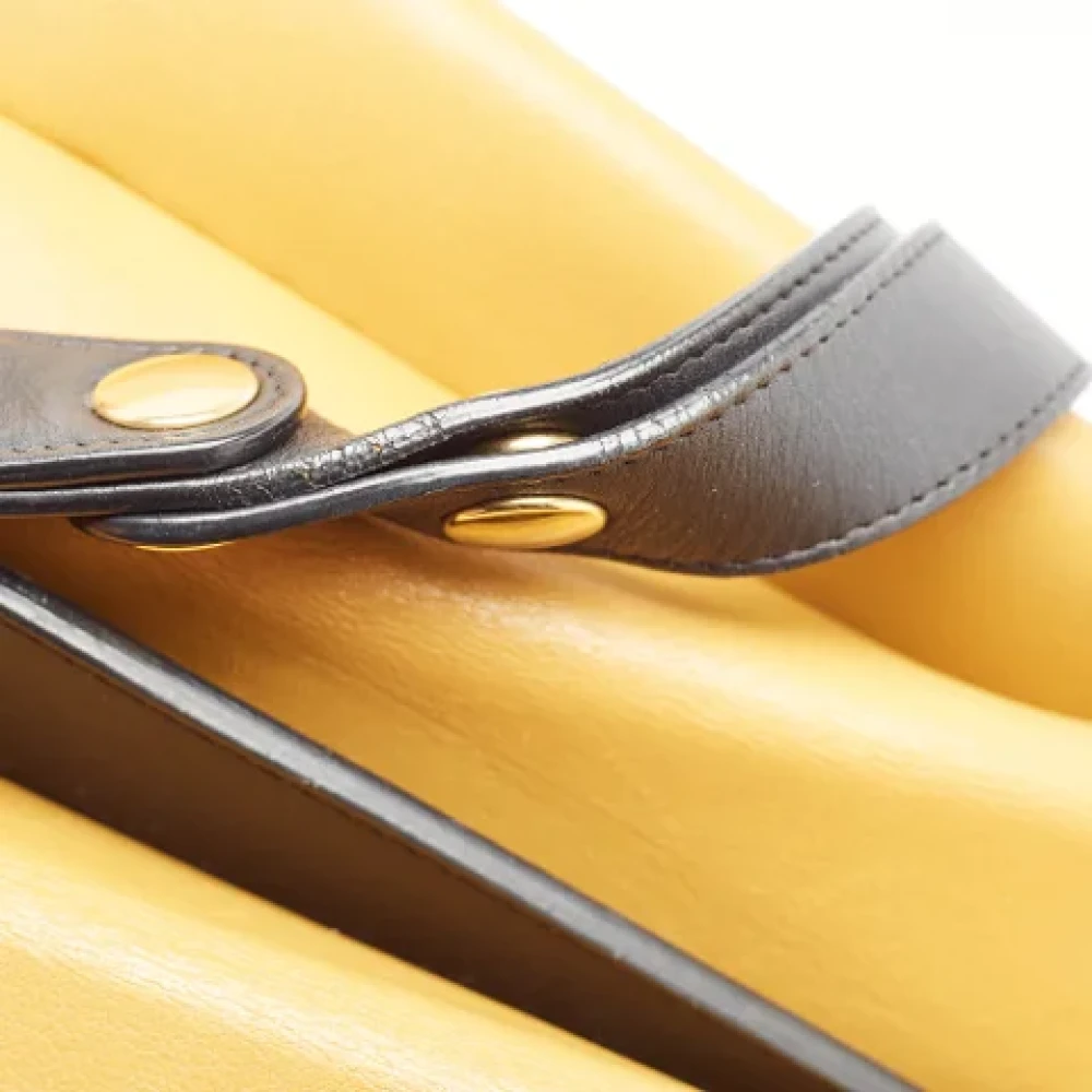 Celine Vintage Pre-owned Leather celine-bags Yellow Dames