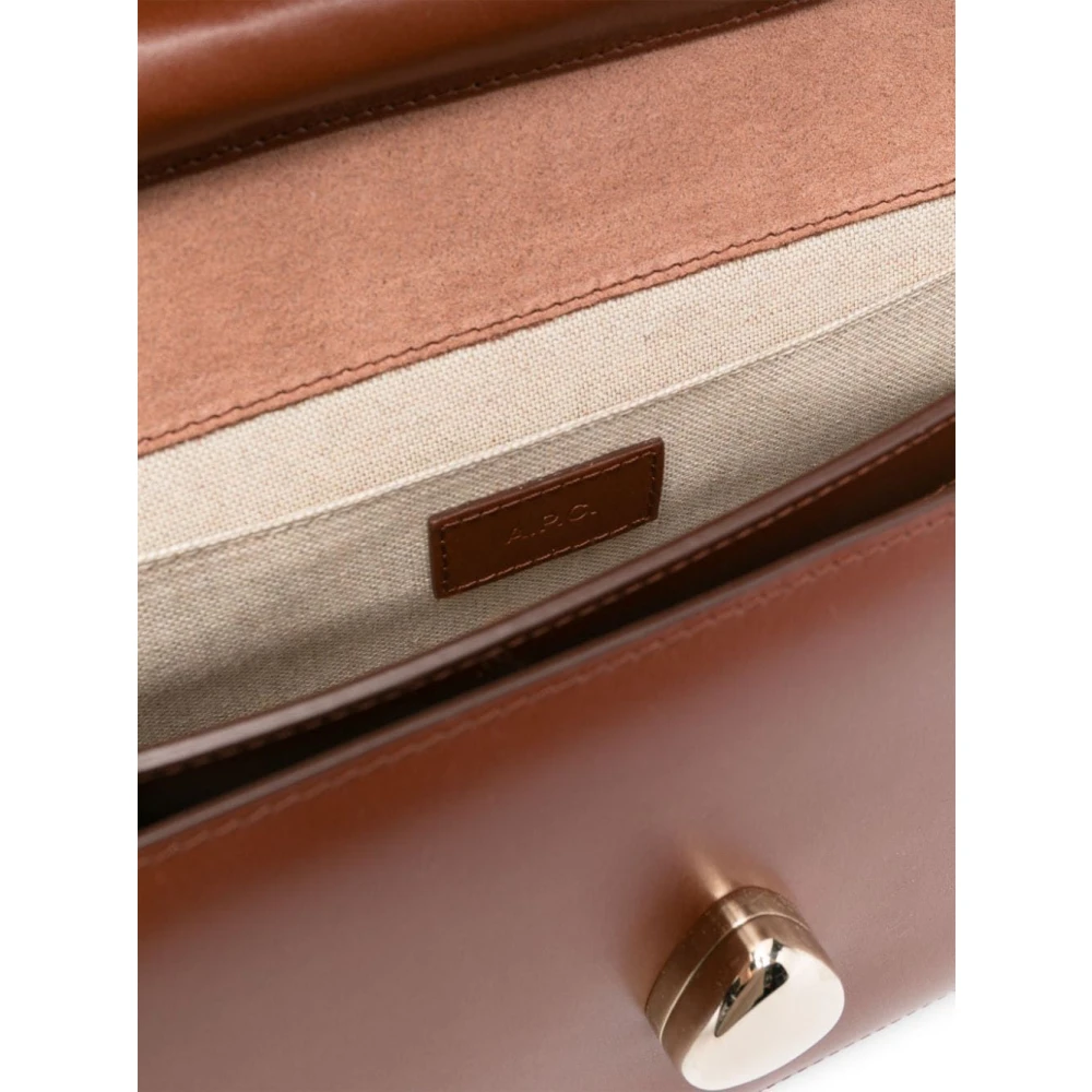 A.p.c. Hazelnoot Schoudertas Astra Brown Dames