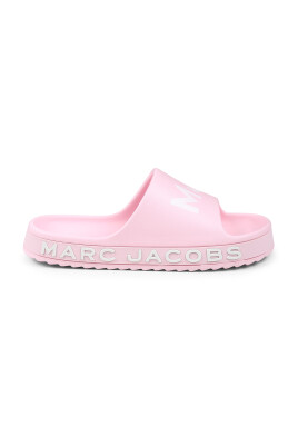 pink-rubber-slippers-with-logo-embellishment