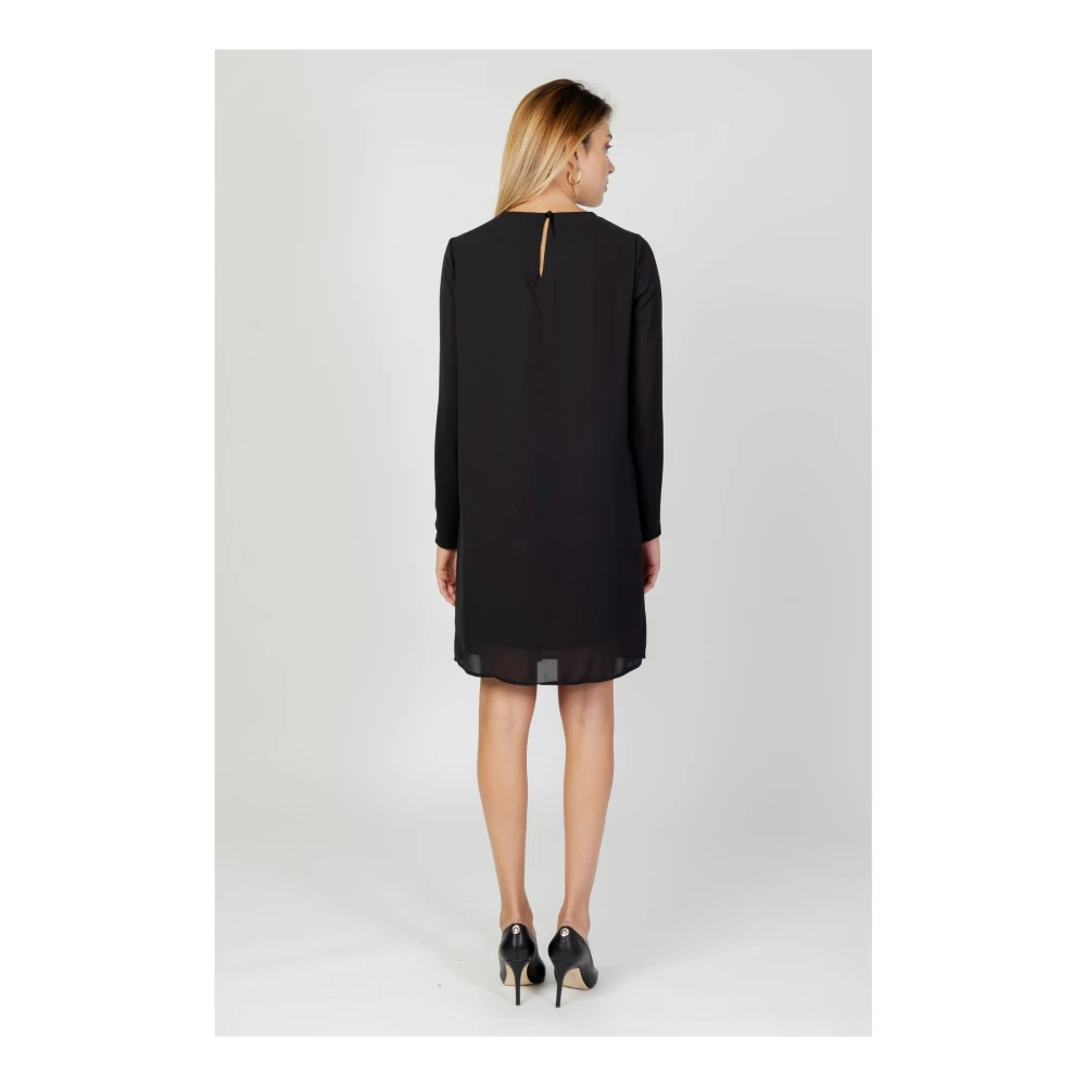 Sandro Ferrone Zwarte Jurk met Clip Sluiting Herfst Winter Black Dames