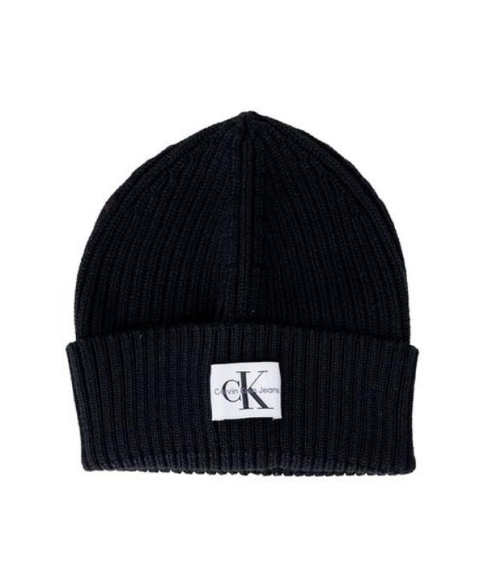 bonnet-en-laine-noire-a-cotes