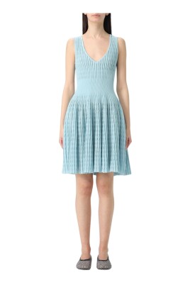 blue-v-neck-dress