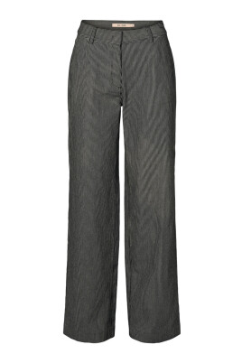 modern-high-waisted-wide-leg-pants
