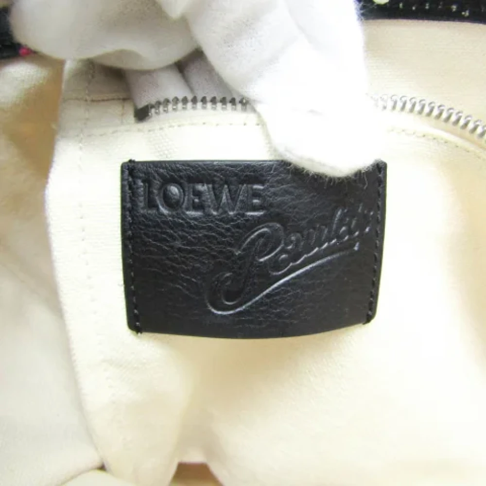 Loewe Pre-owned Canvas shoulder-bags Black Dames