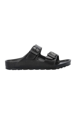 kids-black-sandals-comfort-style