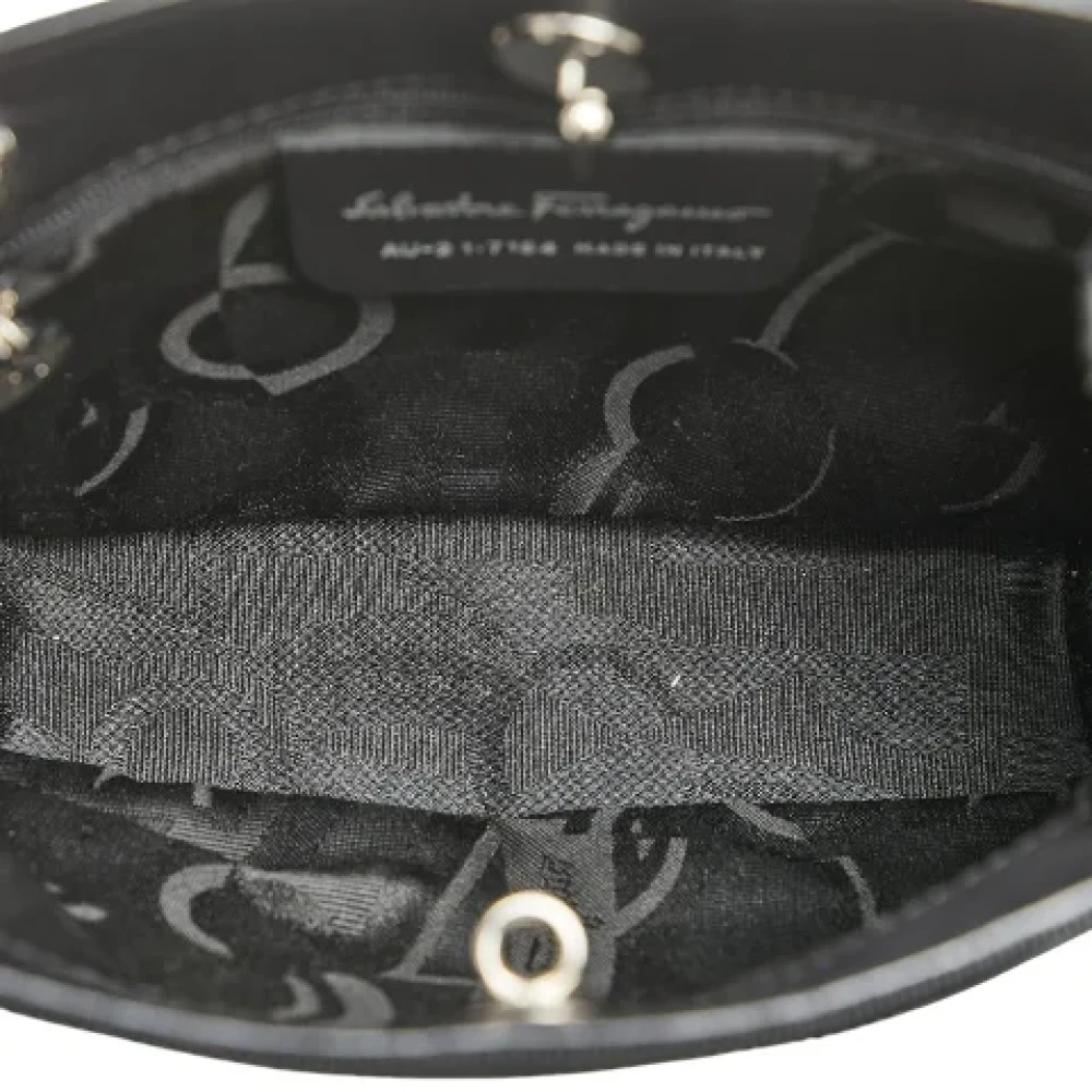 Salvatore Ferragamo Pre-owned Canvas handbags Black Dames