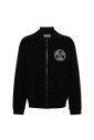 pull-noir-pour-un-look-elegant