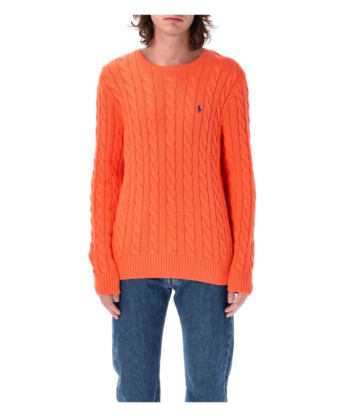 pull-classique-en-maille-torsadee