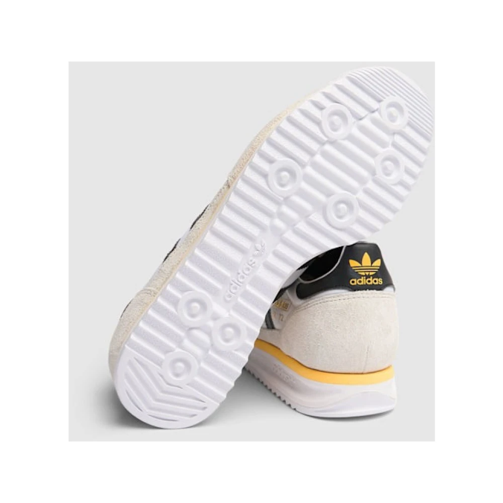 Adidas Witte Leren Sneakers met Gouden Logo White Heren