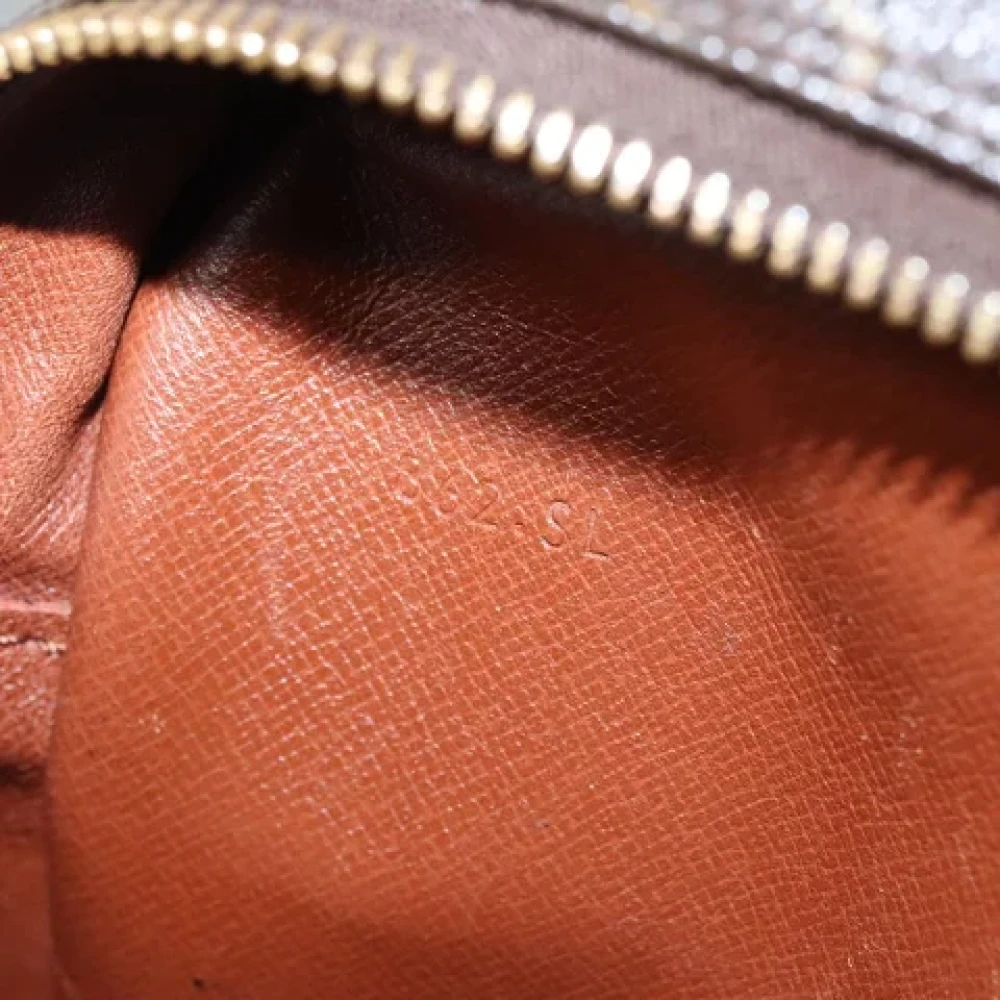 Louis Vuitton Vintage Pre-owned Canvas clutches Brown Dames