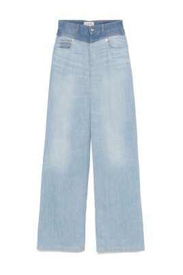 denim-jeans-with-classic-style