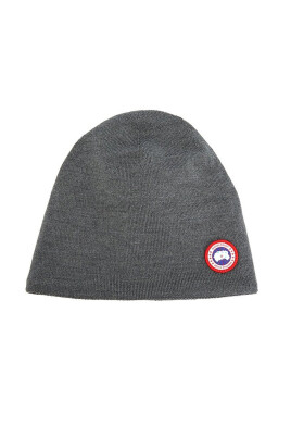stylish-beanies-hats-for-all-seasons