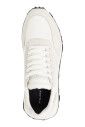 baskets-de-running-a-lacets-et-motif-uni