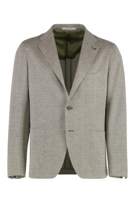 single-breasted-two-button-jacket