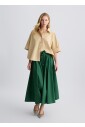 jupe-midi-dans-un-style-tendance