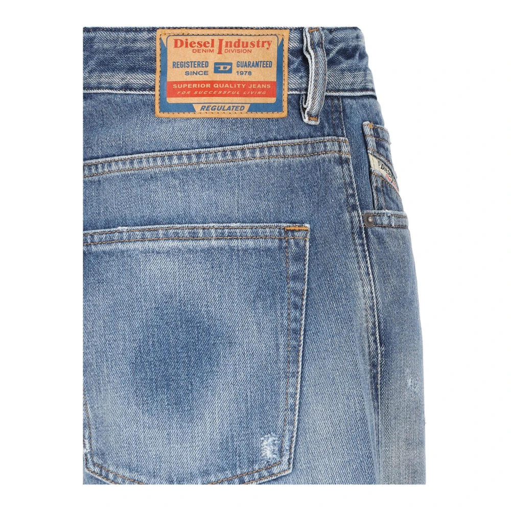 Diesel Blauwe Straight-Leg Jeans met Whiskering Blue Dames