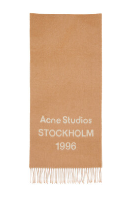 brown-wool-scarf-with-fringes