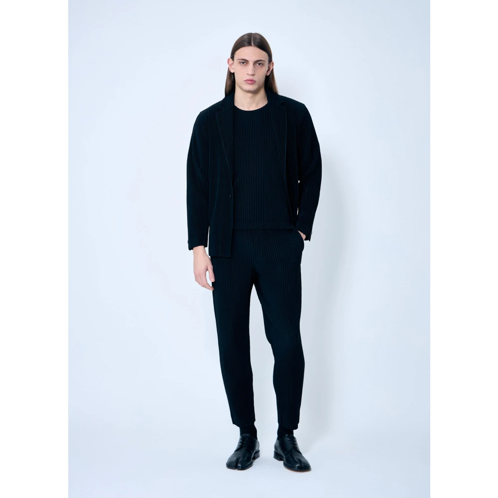 Issey Miyake Geplooide T-shirt met korte mouwen Black Heren