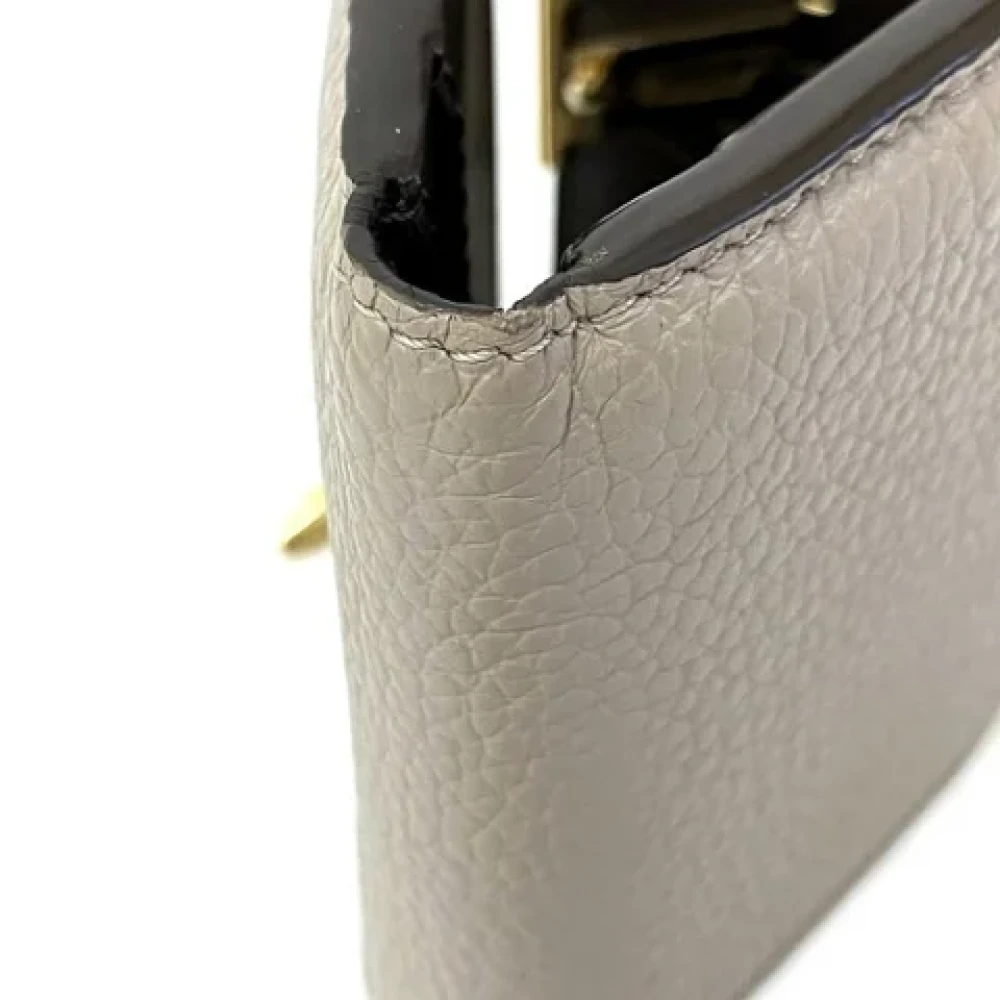 Louis Vuitton Vintage Pre-owned Leather wallets Beige Dames