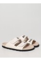 sandales-slides-en-cuir