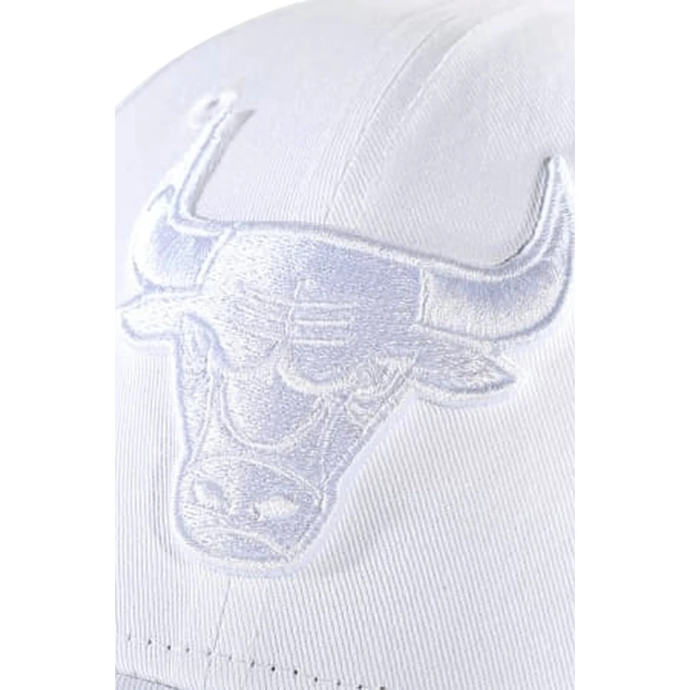 new era Witte Bulls NBA Essential Pet White Heren