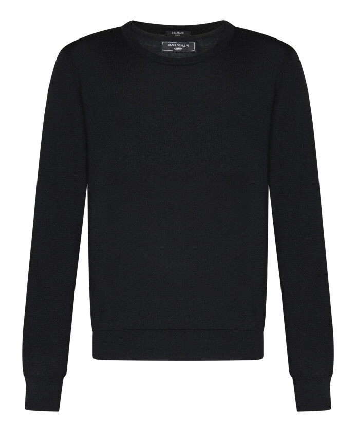 pull-en-tricot-noir-avec-col-unique