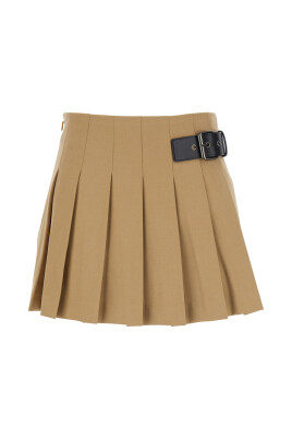 beige-plisseret-nederdel-med-sidelomme