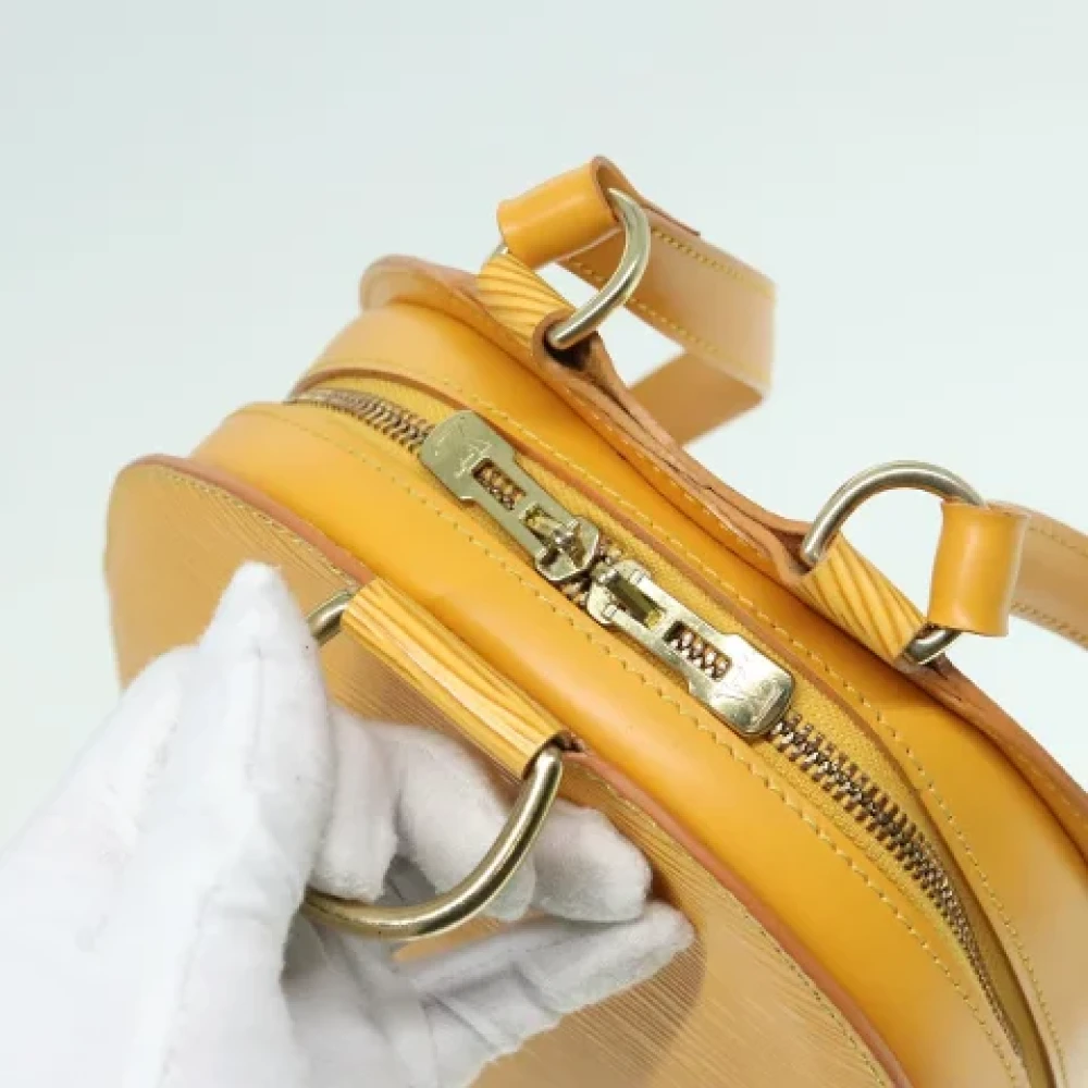Louis Vuitton Vintage Pre-owned Leather backpacks Yellow Dames