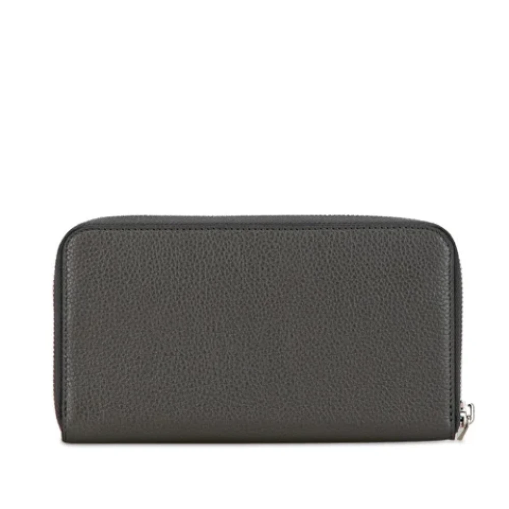 Salvatore Ferragamo Pre-owned Leather wallets Gray Dames