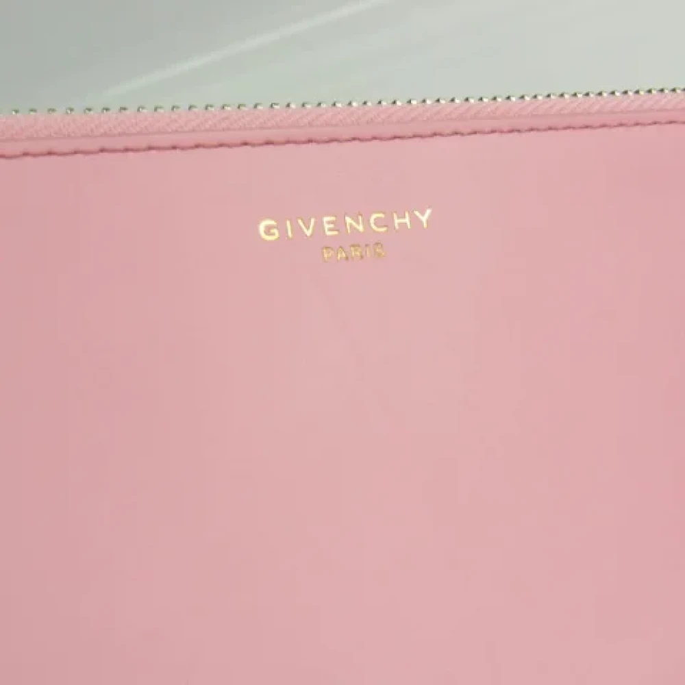 Givenchy Pre-owned Leather clutches Pink Dames