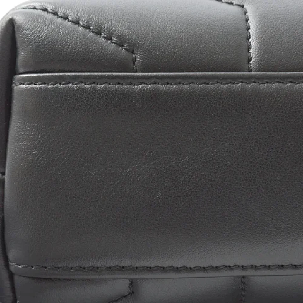 Yves Saint Laurent Vintage Pre-owned Leather shoulder-bags Black Dames